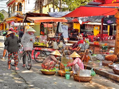 hoi an fake market